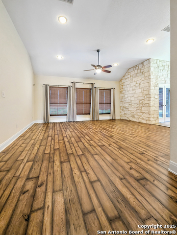 6963 Hallie Heights Property Photo 10