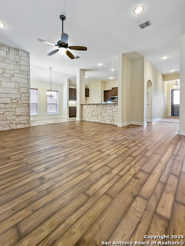 6963 Hallie Heights Property Photo 12