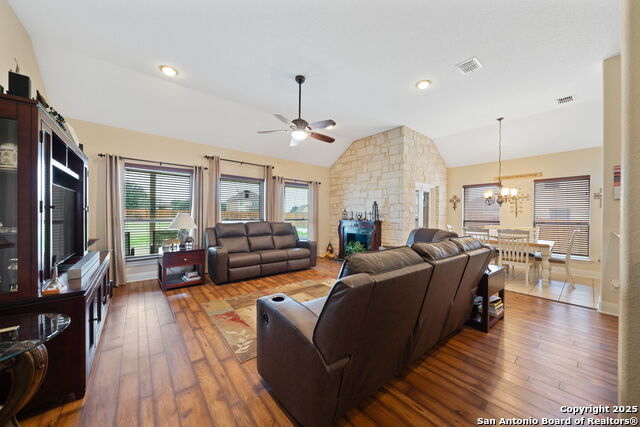 6963 Hallie Heights Property Photo 14