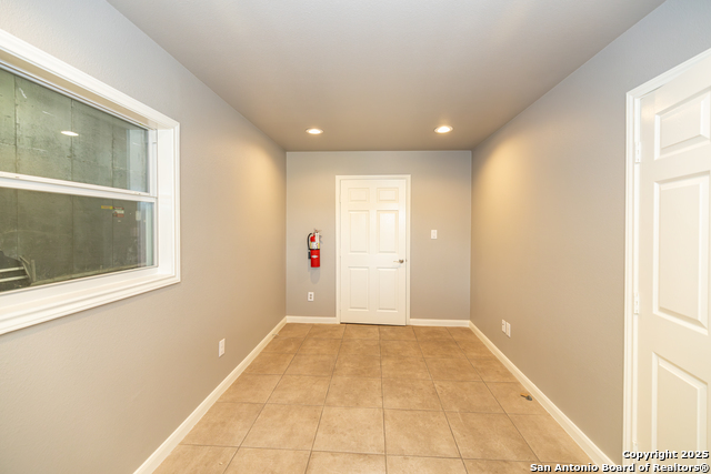 8276 N Sh 16 Property Photo 11