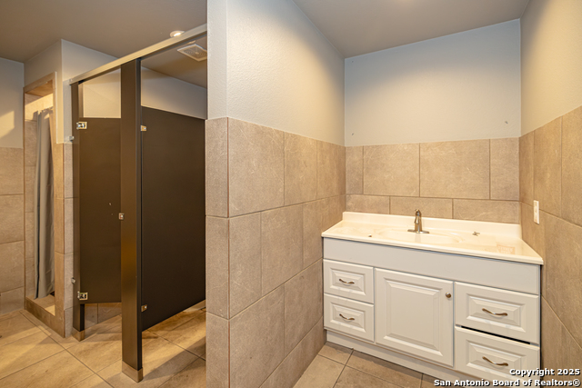 8276 N Sh 16 Property Photo 16