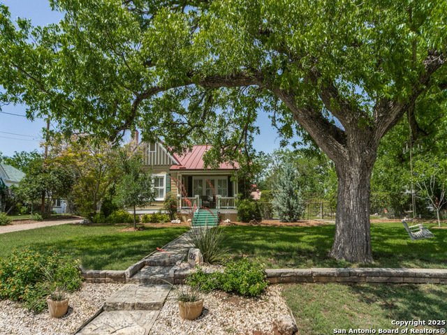 126 Idlewilde Blvd Property Photo 2