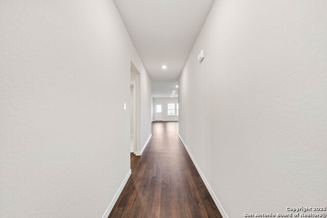 5604 Chase Falls Property Photo 6