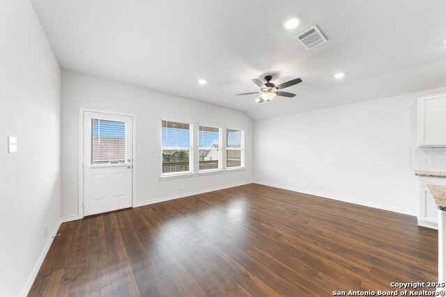 5604 Chase Falls Property Photo 11