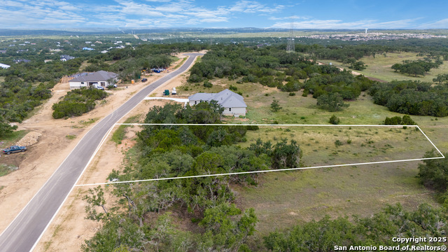 664 TRAVIS FOREST DR Property Photo 1