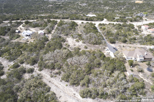 Undefined Property Photo 6