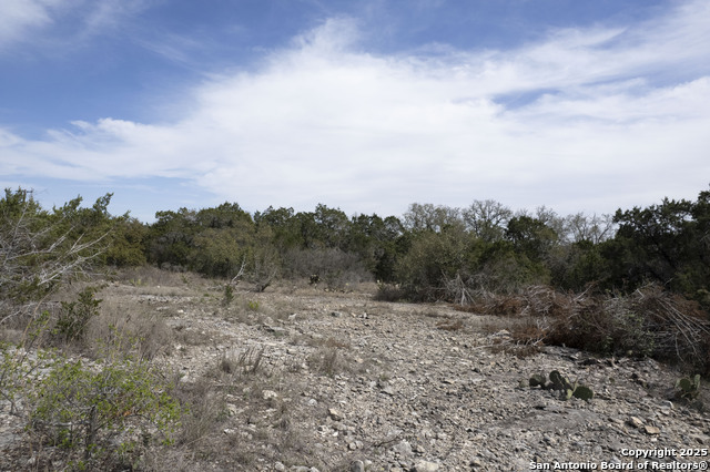 Undefined Property Photo 8