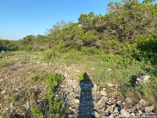 Undefined Property Photo 17