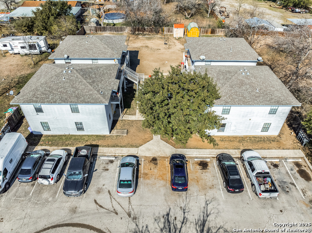 927 W Formosa Blvd Property Photo 4