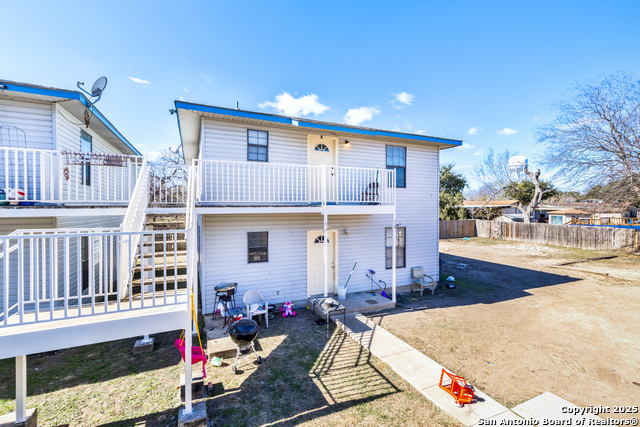927 W Formosa Blvd Property Photo 8