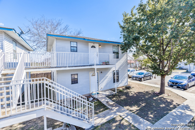 927 W Formosa Blvd Property Photo 11