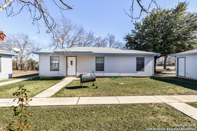 927 W Formosa Blvd Property Photo 19