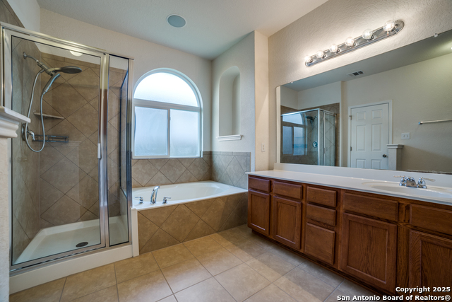 9050 Herman Hollow Property Photo 24