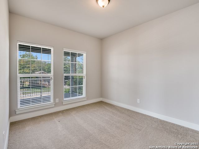 926 Martin Luther King Dr Property Photo 23