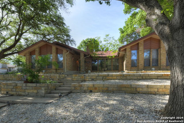 6022 Northgap St Property Photo 2