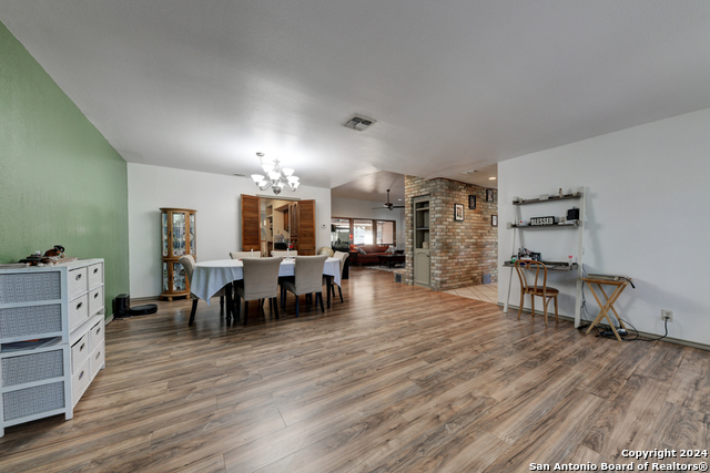6022 Northgap St Property Photo 13