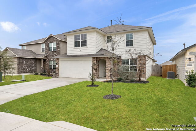 10015 Moon Shine Property Photo 3