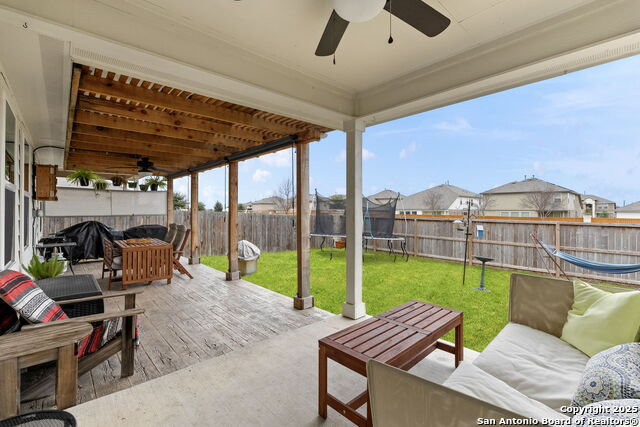 10015 Moon Shine Property Photo 25