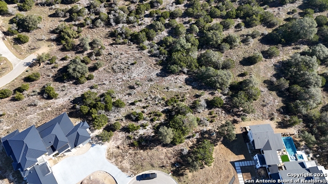4 Meridian Property Photo 12