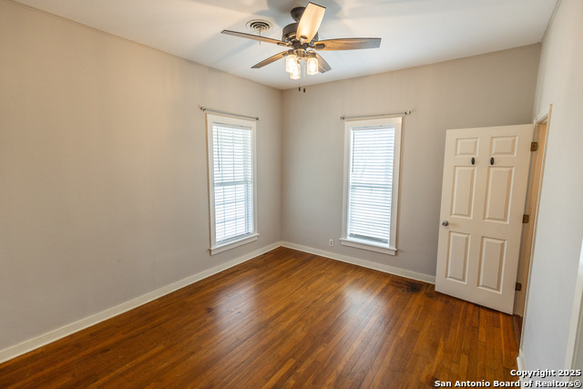 219 S Pickford Property Photo 6