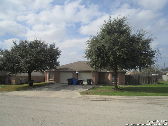 3012 Lodgepole Ln Property Photo 1