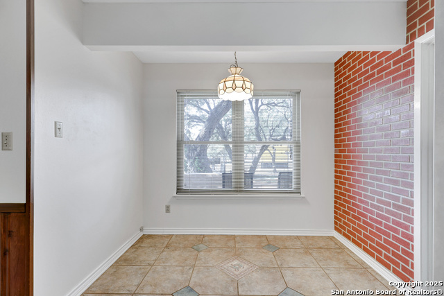 111 Quail Dr Property Photo 6