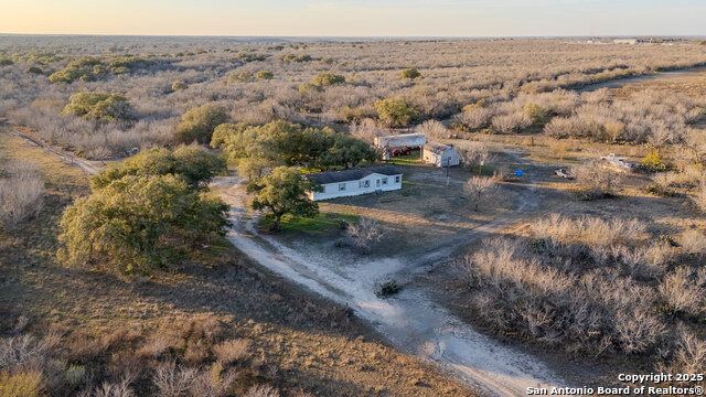 811 County Road 211 Property Photo