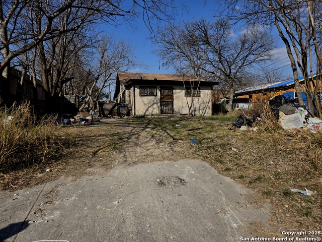 527 Verne St Property Photo