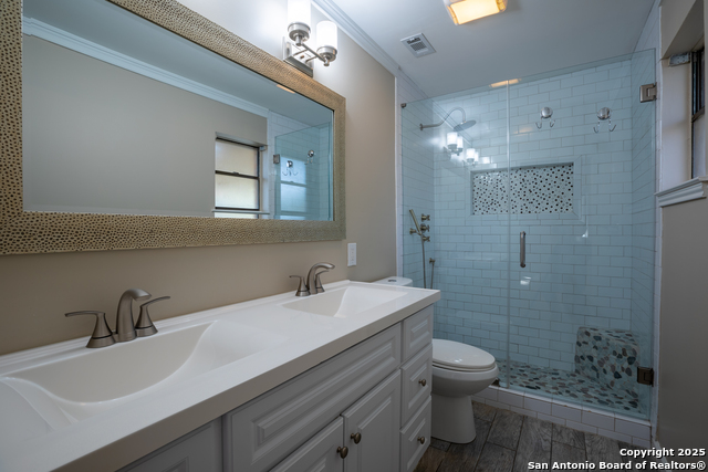 8627 Pendragon St Property Photo 14