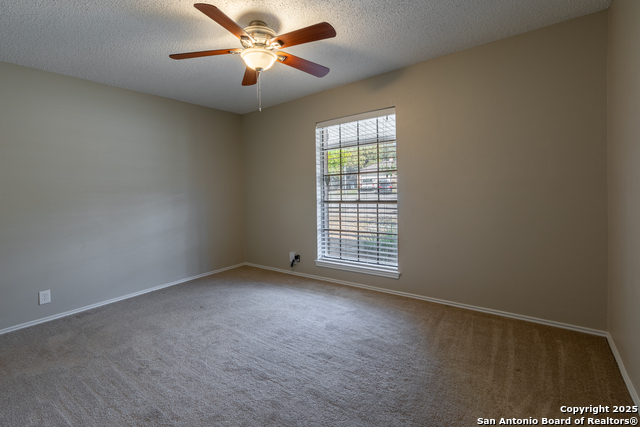 8627 Pendragon St Property Photo 20