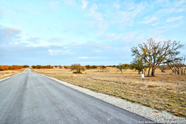-- Oryx View Dr. Property Photo 8