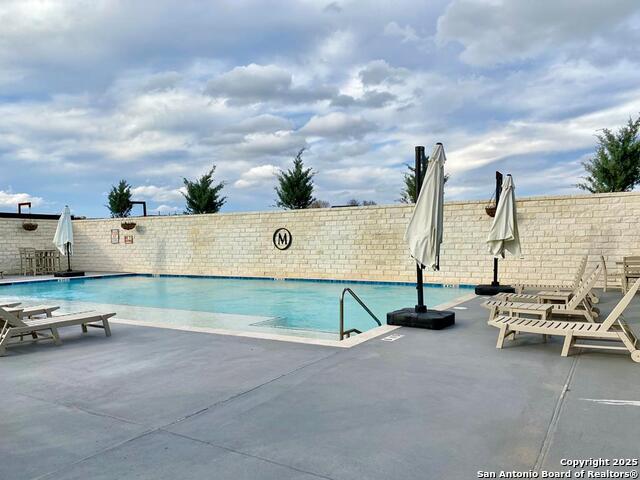 -- Oryx View Dr. Property Photo 17