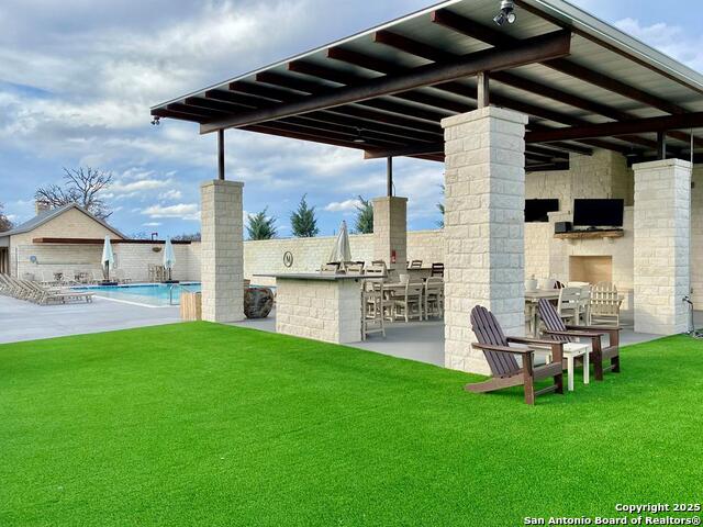 -- Oryx View Dr. Property Photo 19