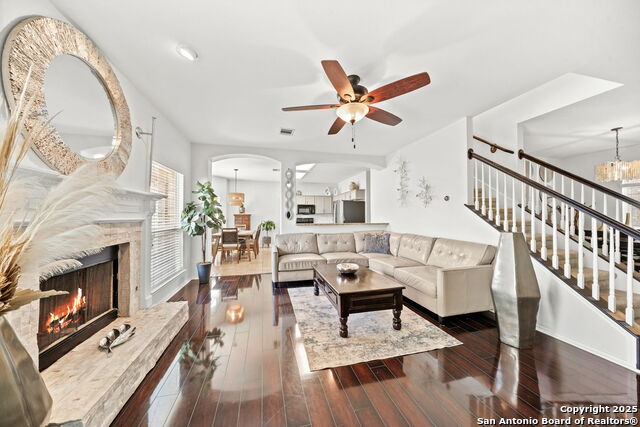 9015 Acorn Forest Dr Property Photo 1