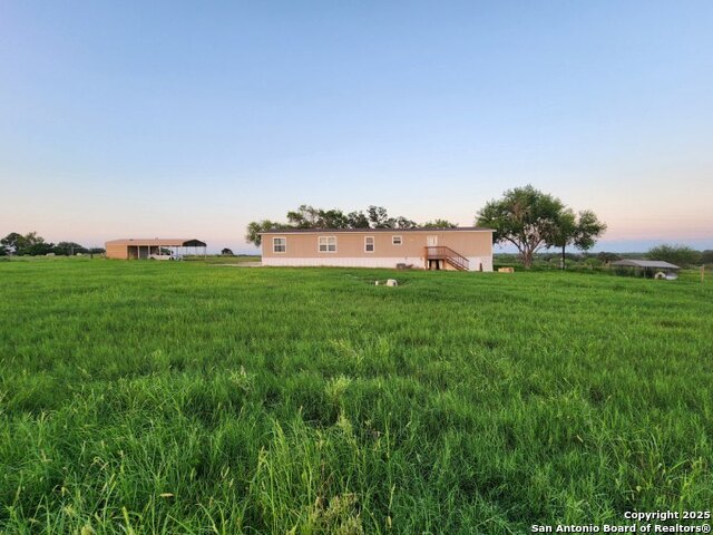 11903 N State Highway 123 Property Photo 3