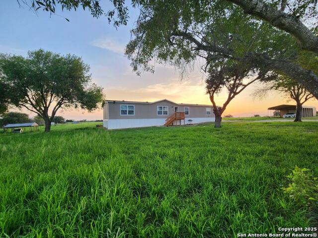 11903 N State Highway 123 Property Photo 4