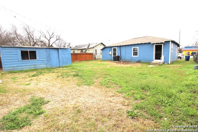 255 Rollins Ave. Property Photo 17