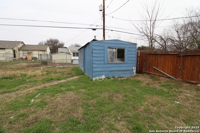 255 Rollins Ave. Property Photo 18