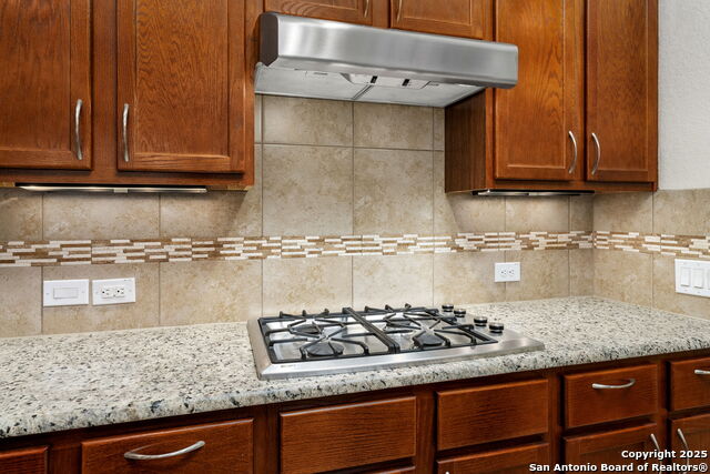 9506 Basket Elm Property Photo 23
