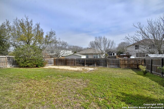15702 Turfway Park Property Photo 24