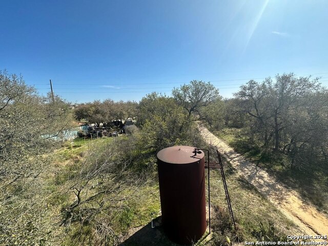 11913 Fm 476 Property Photo