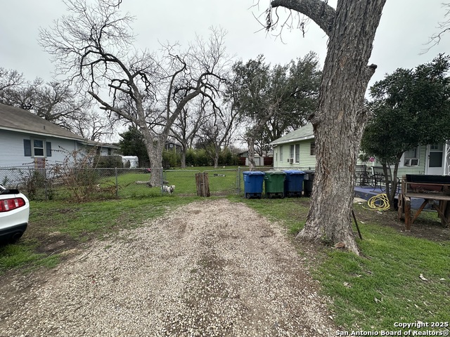 123 Stanely Ct Property Photo 1