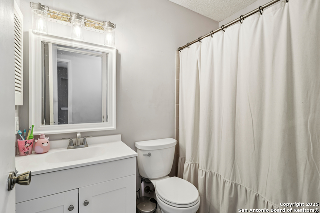 11221 Lone Shadow Trail Property Photo 18