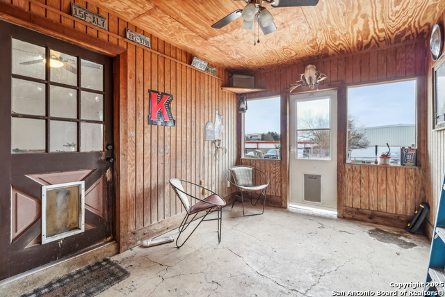 11221 Lone Shadow Trail Property Photo 26