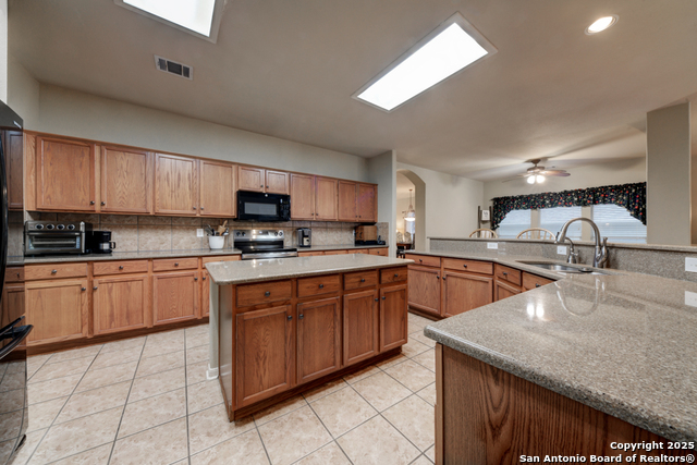 13409 Bristol Oak Property Photo 16