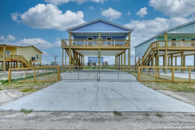 370 Misty Oak Property Photo