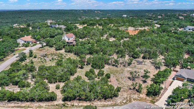 355 & 375 Nighthawk Ct Property Photo 8