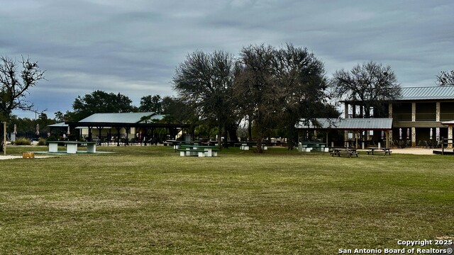 000 Tawny Oak Property Photo 10