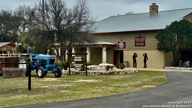 000 Tawny Oak Property Photo 12