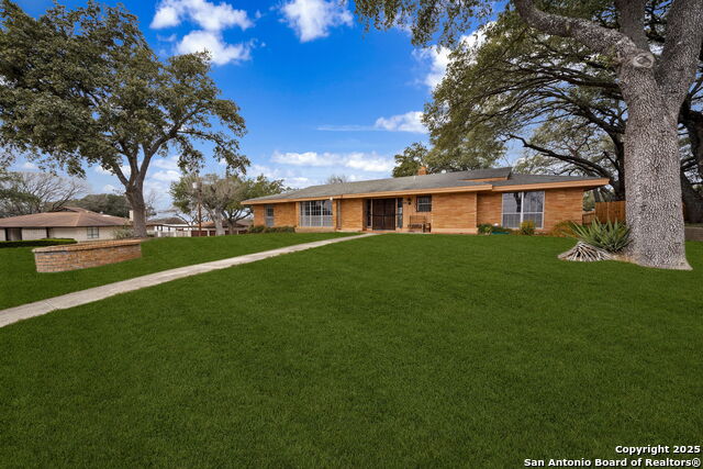 4223 Willowbrook Property Photo 3